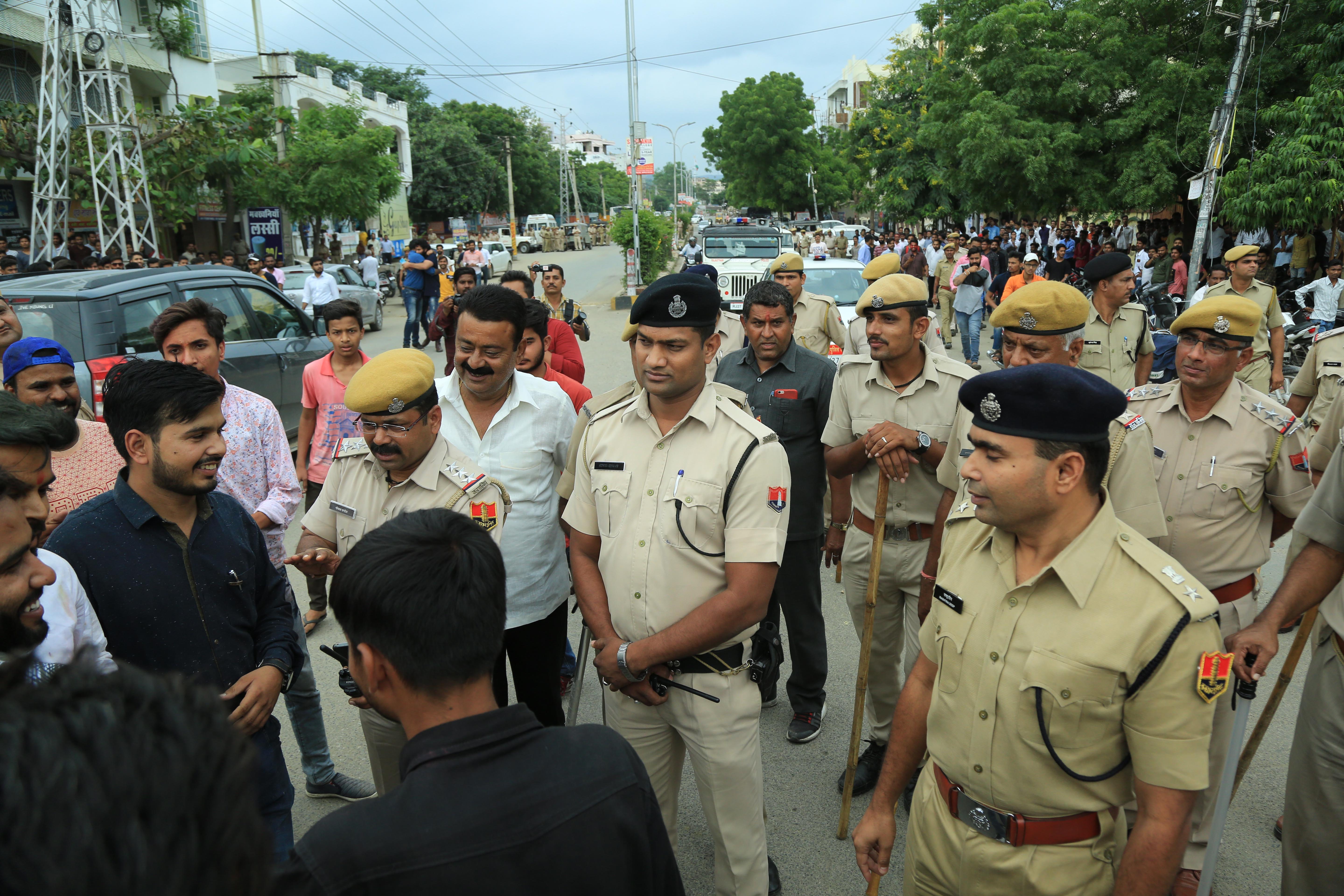 police मेवाड़-वागड़ में एबीवीपी का परचम, उदयपुर के कॉलेजों में एनएसयूआई भारी