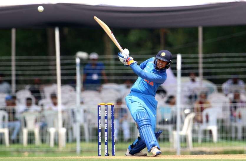 SMRITI MANDHANA मंधाना ने ताबड़तोड़ बल्लेबाजी कर बनाया ये खास रिकॉर्ड, भारत ने श्रीलंका को दी करारी शिकस्त