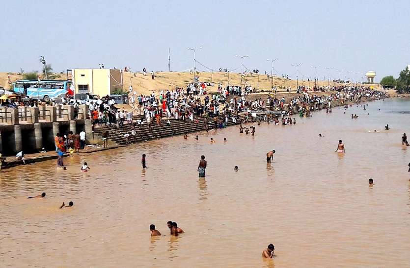 jaisalmer भा'दवा मेला 2018- अभिषेक व ध्वजारोहण के साथ शुरू हुआ 634वां मेला
