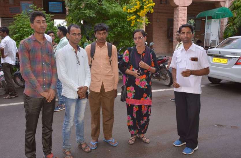 nagaur news राज्य स्तर पर चयन के बावजूद बाहर करने पर कलक्टर से शिकायत