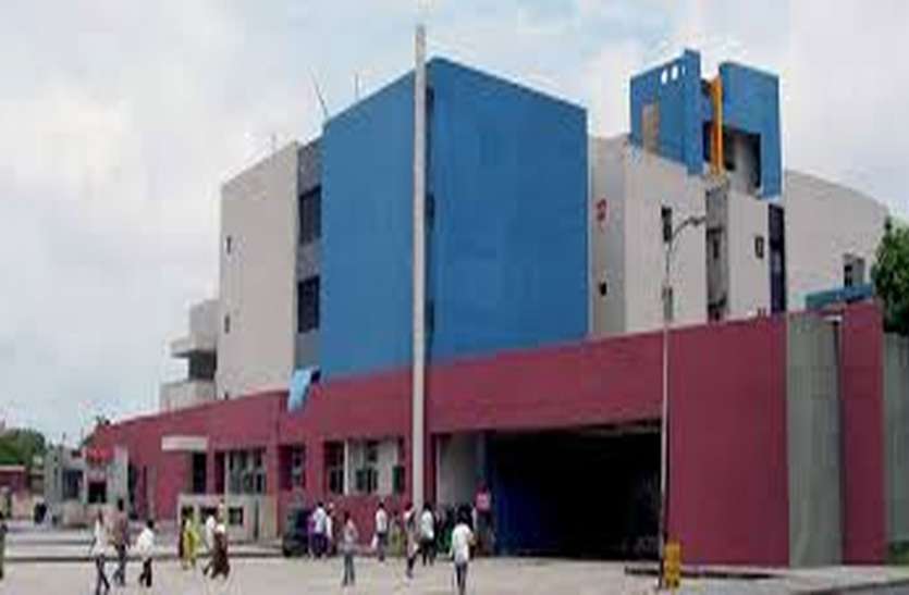 surat photo स्मीमेर की रेजिडेन्ट ने खाईं नींद की गोलियां