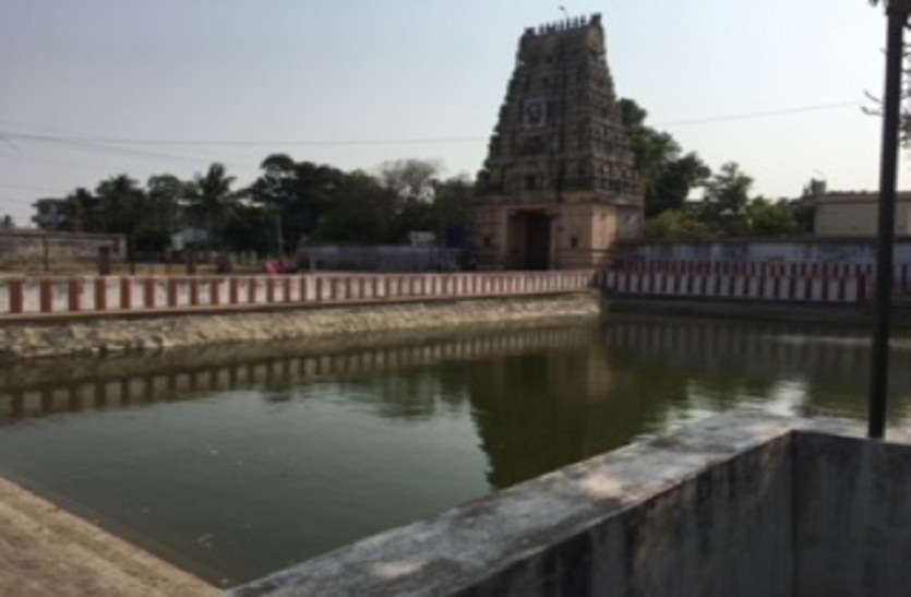 Temple of Lord Vishnu and Lord Murugan कार्तिकेयन के 'वेल' की गहराई अनंत