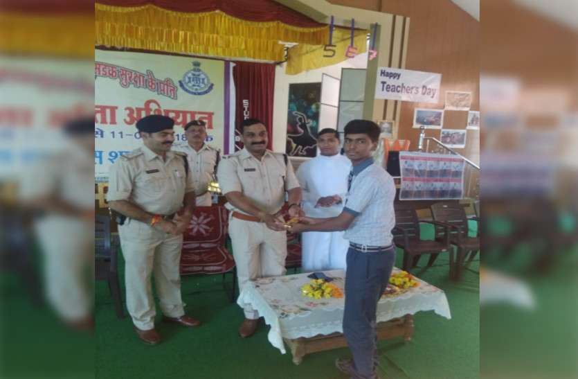 patrika यातायात पुलिस की कार्रवाई होती है ताकि आप हादसों से बचें