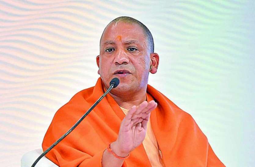 Yogi Adityanath Live- यह सांसद रात में इस तरह परेशान करते हैं मुख्यमंत्री योगी आदित्यनाथ को