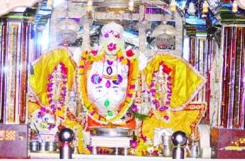 रणथम्भौर त्रिनेत्र गणेश का तीन दिवसीय मेला बुधवार से शुरू होगा। रणथम्भौर त्रिनेत्र गणेश का तीन दिवसीय मेला बुधवार से शुरू होगा।
