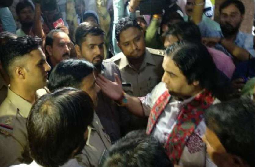 devkinandan arrest कथावाचक देवकीनंदन की गिरफ़्तारी से राजस्थान के अनुयायियों में भी नाराज़गी, जानें पूरा मामला