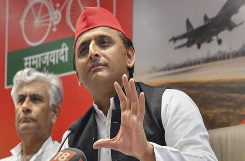 akhilesh yadav चुनाव से पहले ही सरकार ने मानी हार, अखिलेश यादव के इस बयान ने बढ़ाई बीजेपी की मुसीबत