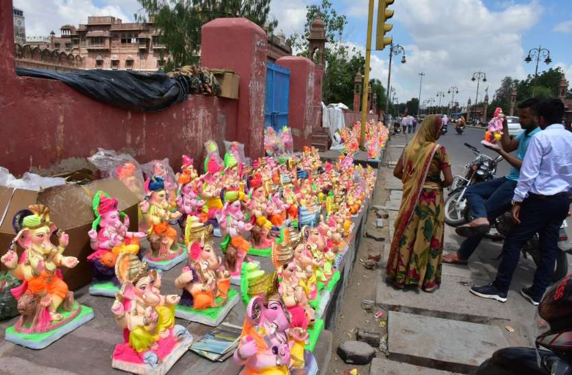 Ganesh Chaturthi 2018 गणेश चतुर्थी कल मनाई जाएगी, मंदिरों में तैयारियां परवान पर