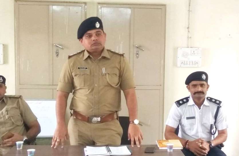 surat बारडोली पुलिस और गणेश महोत्सव के आयोजकों की बैठक