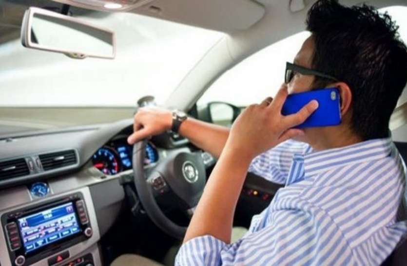 car driving ड्राइवर की इन आदतों की वजह से खराब हो जाता है कार का इंजन, होता है भारी नुकसान