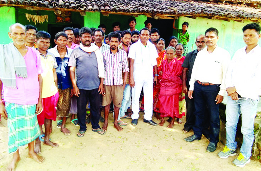 cg news शासन की कोई भी योजनाओं का मिल रहा लाभ, सुविधाओं के लिए तरस रहे ग्रामीण