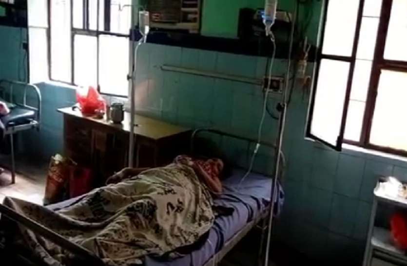 up police help pregnant women untold story in hindi पुलिस ने की गर्भवती महिला की मदद, बचाई जच्चा बच्ची की जान