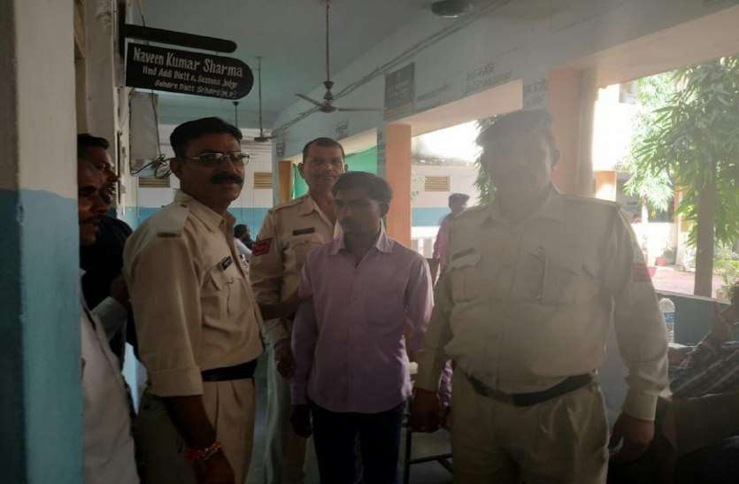 crime युवक ने नाबालिग को प्यार का झांसा देकर की ज्यादती, न्यायाधीश ने दी ये सजा