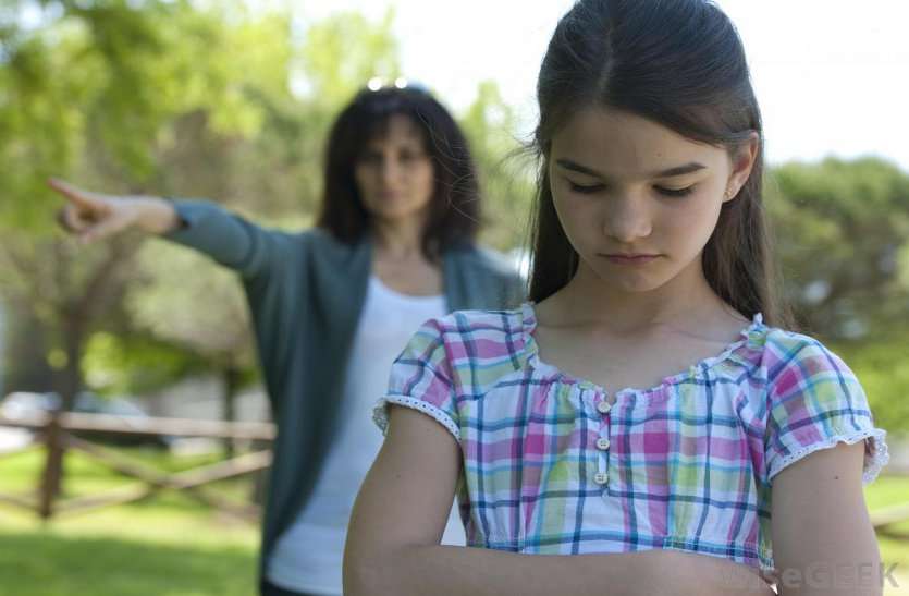 Children घर में पैरेंट्स अपने बच्चे से कभी न करें ये उम्मीदें, डिप्ररेशन की हो सकती है शिकायत