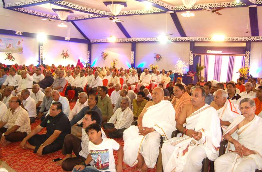 rajsamand संयुक्त परिवार धरती का स्वर्ग है: साध्वी प्रियदर्शना