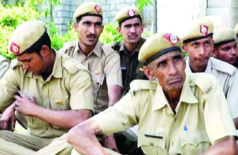 nagar sainik नगर सैनिक के पालकों ने उठाई आवाज