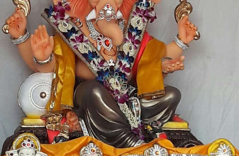 patrika हर तरफ गणपति बप्पा मोरिया की गूंज