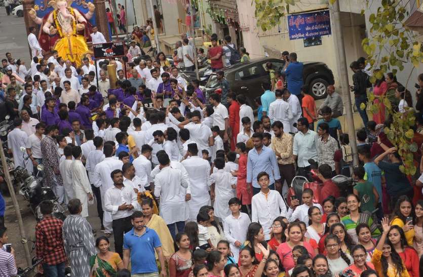 patrika Ganpati special : स्थिर योग में बिराजे विघ्न विनायक