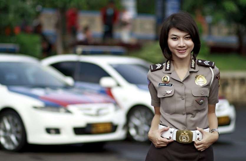 indonesia subjects female police applicants to virginity tests यहां पुलिस में भर्ती होने के लिए लड़कियों को देना पड़ता है अपनी इस निजी बात का सबूत, सिर्फ पुरुष करते हैं चेक!