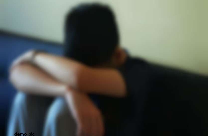 rape शर्मनाक! पहले शराब पिलाई, फिर हाथ-पैर बांधकर दो जनों ने किया युवक से कुकर्म