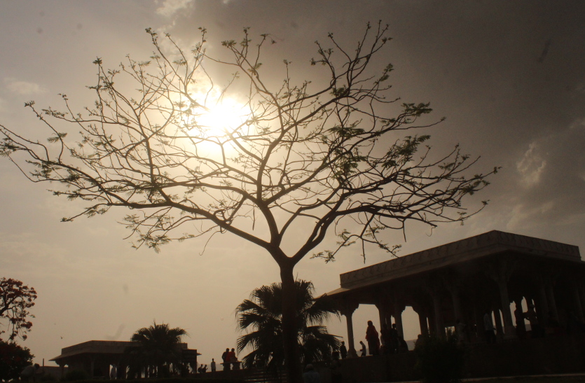 low rain in ajmer Weather watch: मानसून की शुरू हुई काउन्टडाउन, मौसम में फिर बढ़ रही गर्मी