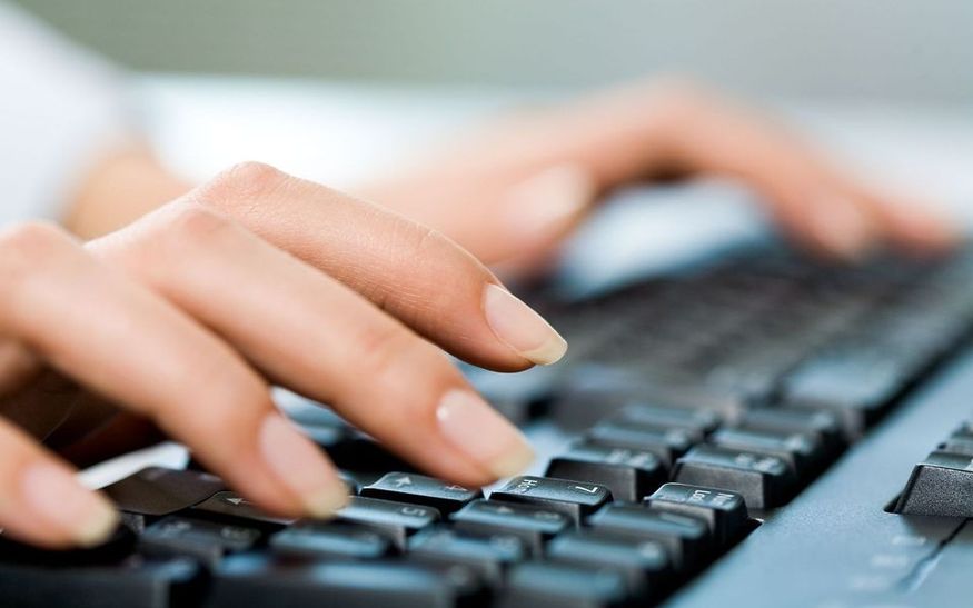 Paragraph on computer बड़ा बदलाव...अब कम्प्यूटर स्क्रीन पर दिखेगी आपको यह चीज, नहीं मिलेगा इस कार्ड के नीचे
