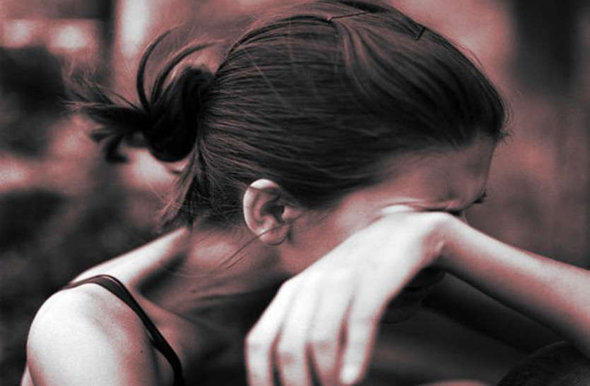 rape of minor girl and rape news 70 साल के हॉस्टल संचालक ने महिला साथी की मदद से मूक बधिर छात्रा से किया बलात्कार, देता था ऐसी खौफनाक सजाएं
