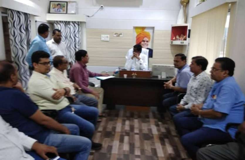 mang काली पुतली चौक से वैनगंगा पुल तक लगाई जाए तेज रोशनी वाली एलईडी