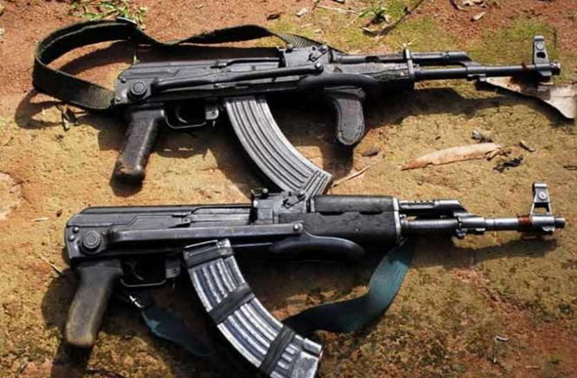 indian army ak 47 guns latest news एके-47 की खेती, यहां ‘दफन’ हैं दर्जनों रायफलें