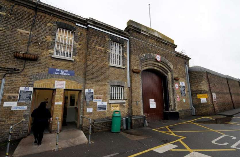 islamic group hijacks bible class in brixton jail inmates ब्रिटेन: जेल में फैला मुस्लिम कैदियों का आतंक, बाइबल क्लास में घुस इस्लाम अपनाने के लिए की मारपीट