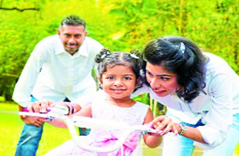 Psychological tips of Childrens Upbringing वर्किंग पैरेंट्स डे : मनोवैज्ञानिक ने बताए कैसे करें बच्चों की अपब्रिंगिंग
