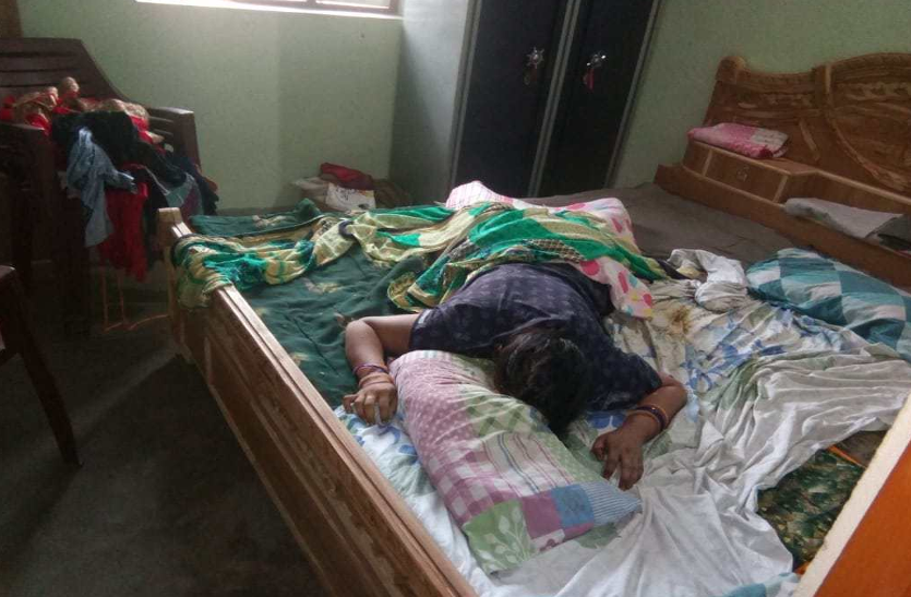 photo from hazaribagh हजारीबाग में एक ही परिवार के तीन सदस्यों के शव बरामद,जांच में जुटी पुलिस