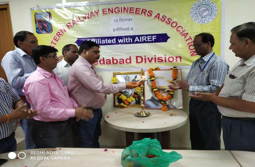 railway engineers ' रेल इंजीनियरों को मिले गजेटेड स्टेटसÓ