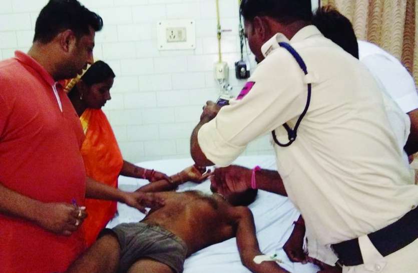 Two serious over land disput in Singrauli, refer to Vanarasi सिंगरौली में जमीन के विवाद में चलीं लाठियां, दो की हालत गंभीर, वाराणसी रेफर