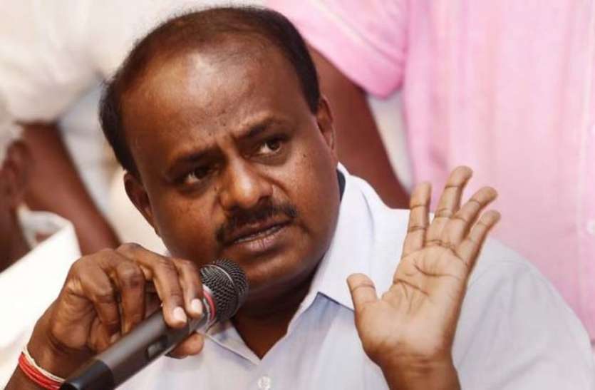 मुख्यमंत्री कुमारस्वामी मुख्यमंत्री कुमारस्वामी ने कहा, शिक्षा के क्षेत्र में बेलगावी जिले का महत्वपूर्ण योगदान