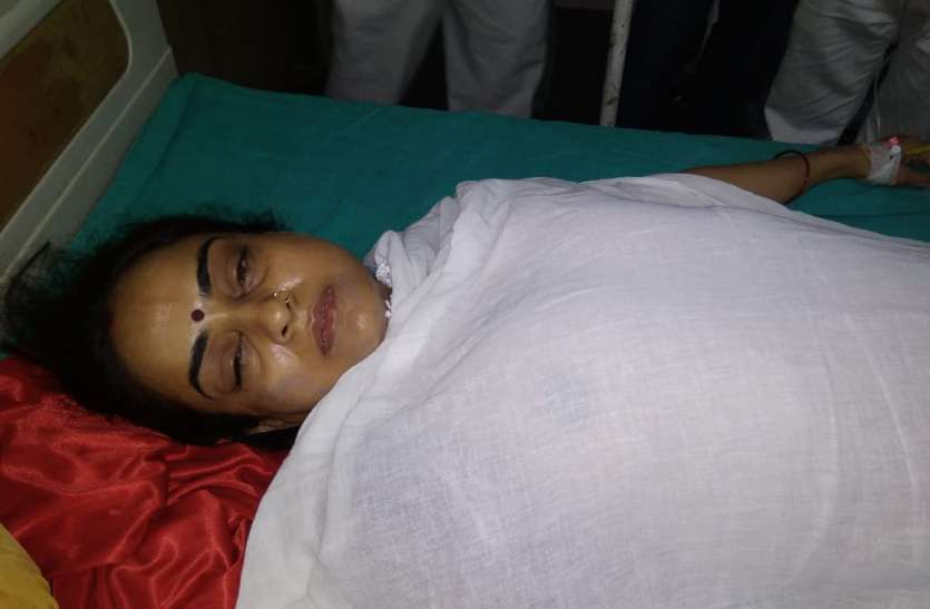 Sangeeta yadav सपा सरकार में मंत्री संगीता यादव को पैसे के लिये पति सास और ससुर ने ही जलाया था, अस्पताल में दिया बयान