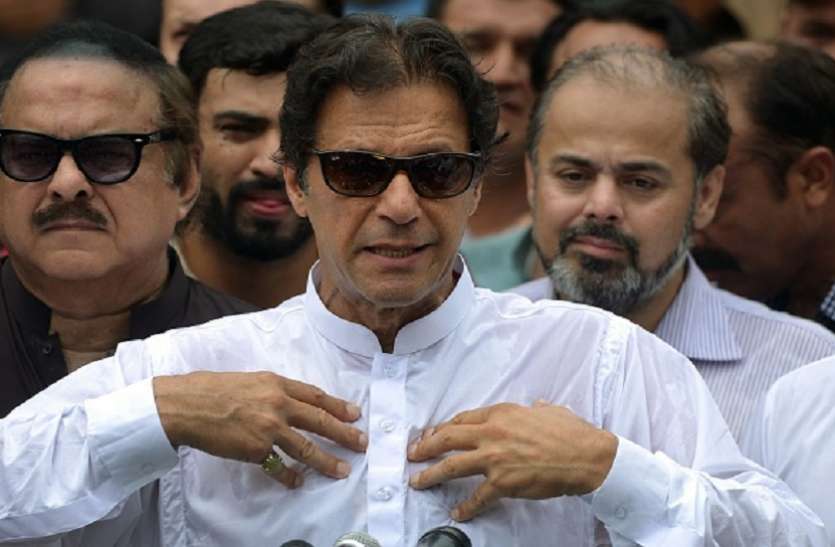 imran khan प्रवासी बच्चों को नागरिकता देने पर विचार कर रहा है पाकिस्तान, विपक्ष ने किया विरोध