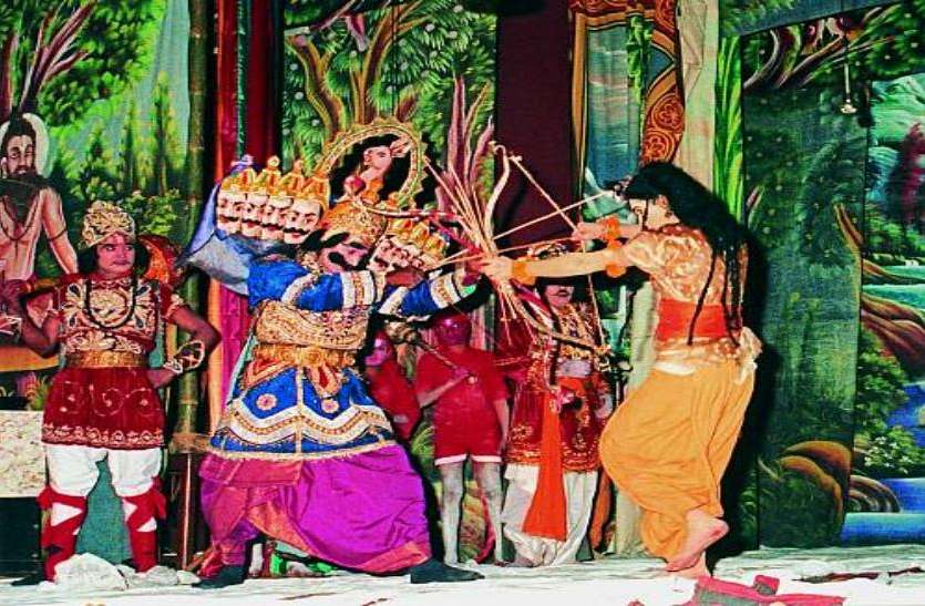 Dussehra 2018 बुराई पर अच्छाई की जीत का प्रतीक दशहरा विजयादशमी कब है...