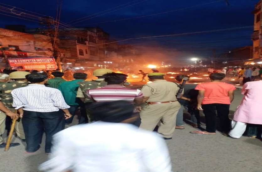 raebareli शांति पूर्ण तरीके से निकाला गया मोहर्रम का जुलूस, मातम से इमाम हुसैन को खेराजे अकीदत पेश की