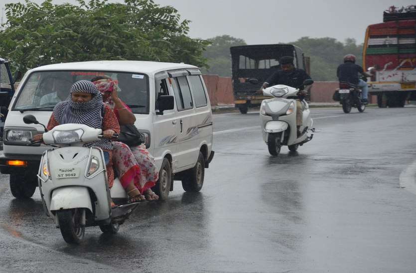 rain in bhilwara मानो विदाई में छलक पड़ी मेघा की आंखें