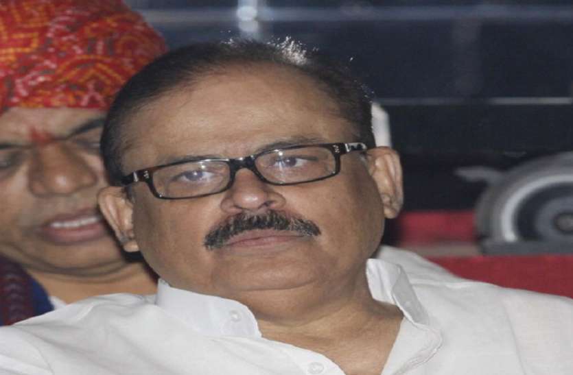 file photo tarik anwar इस वजह से तारिक अनवर ने छोड़ी एनसीपी!...अब इस पार्टी का दामन थाम तय करेंगे राजनीतिक सफर?