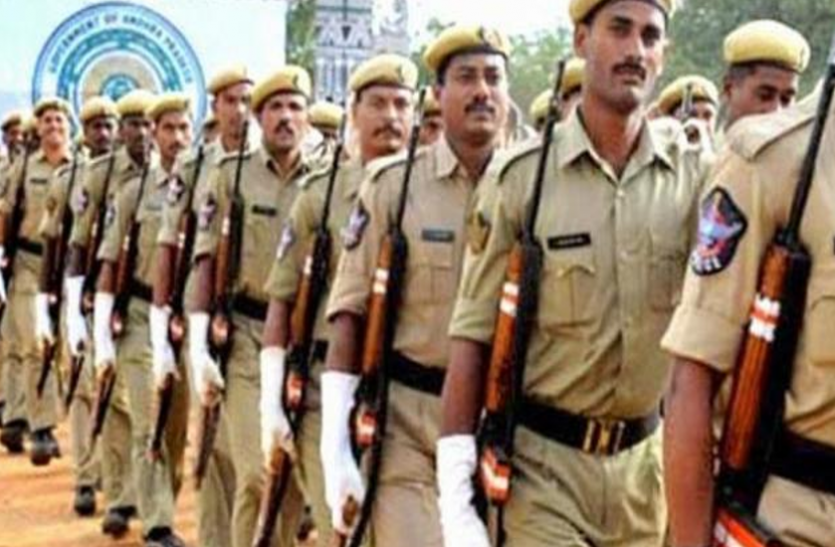 Uttar Pradesh Police Jail warder पुरूषाें व महिलाअाें के लिए जेल वार्डर के 3638 पदाें पर सीधी भर्ती, कैसे हाेगा आवेदन, यहां देखें