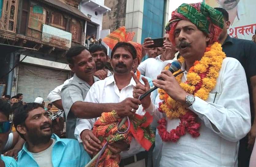 vishvendra singh bharatpur jat leader जाट आरक्षण मामला: विश्वेन्द्र समेत कई जाट नेता आज देंगे गिरफ्तारी, SP कार्यालय पर पडाव डालने की चेतावनी