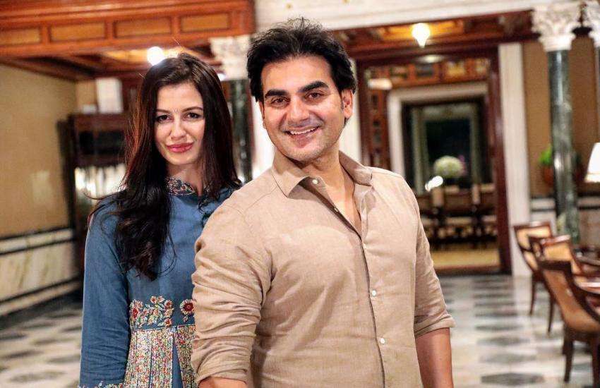 Know all about actor arbaaz khan girlfriend Giorgia Andriani | आइटम गर्ल  मलाइका अरोड़ा से इतनी गरीब हैं अरबाज खान की खूबसूरत गर्लफेंड जॉर्जिया |  Patrika News