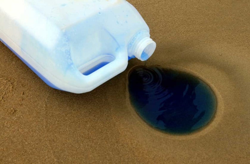 why kerosene oil colour is blue | मिट्टी के तेल का रंग क्यों होता है नीला? पीछे छिपा है सरकार का शातिर दिमाग | Patrika News