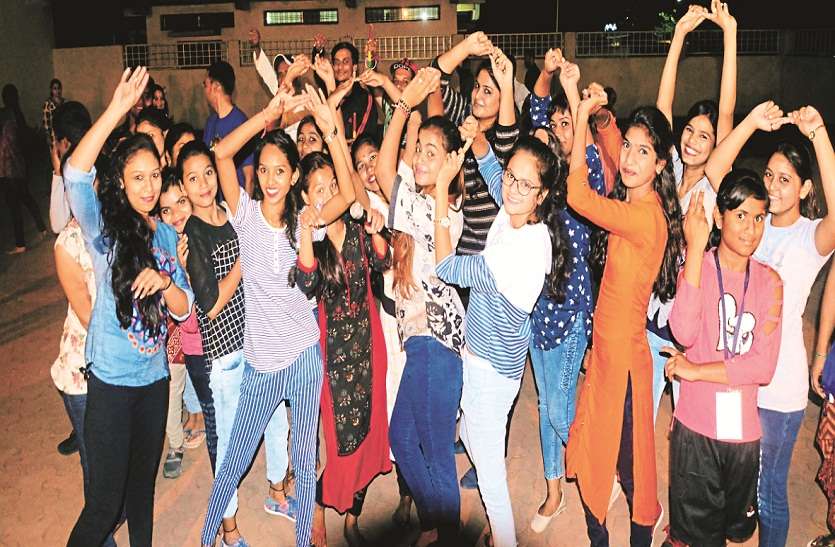 news बनाया स्पेशल डाइट प्लान, गरबा के लिए छोड़ा ऑयली फूड
