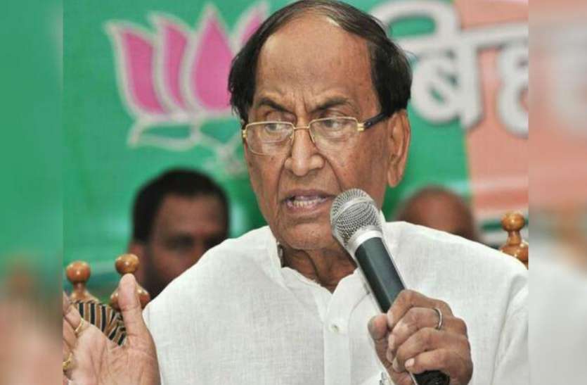 सीपी ठाकुर आरक्षण की बात पर वरिष्ठ भाजपा नेता सीपी ठाकुर ने खोला पार्टी के खिलाफ मोर्चा