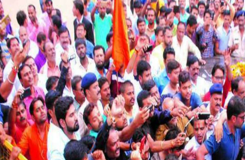 SC ST Act SC ST Act: फिर होने जा रही महापंचायत, इस बार आर-पार की लड़ाई, जानिये क्या हुआ फैसला