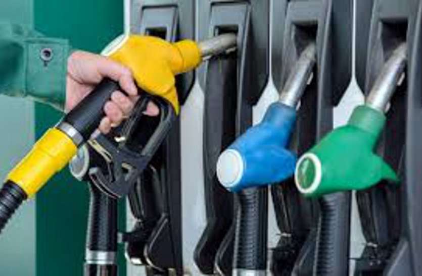 Petrol Diesel Price कच्चे तेल में नरमी के आसार, दिवाली से पहले सस्ते हो सकते हैं पेट्रोल-डीजल
