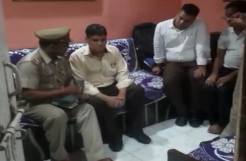 police HAL कंपनी के अधिकारी की पत्नी और बेटी ने कमरा बंद कर ली एक साथ आत्महत्या
